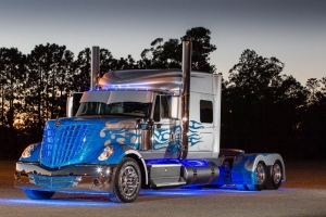 Navistar blade semi truck Brisbane